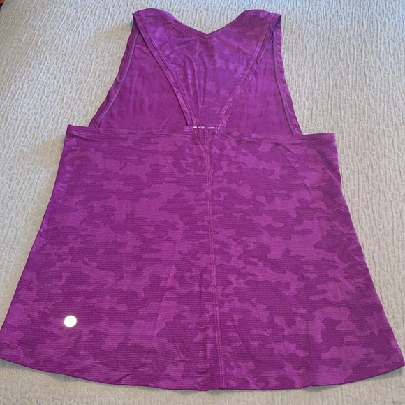 Lululemon Run For Days Tank - Picture 2 of 3